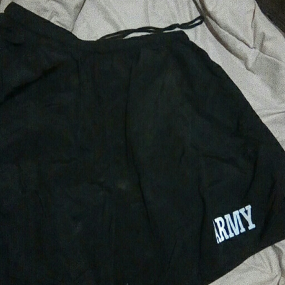 Army jogging shorts